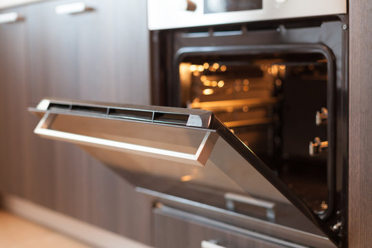 Appliances 4 Less MN Oven pic